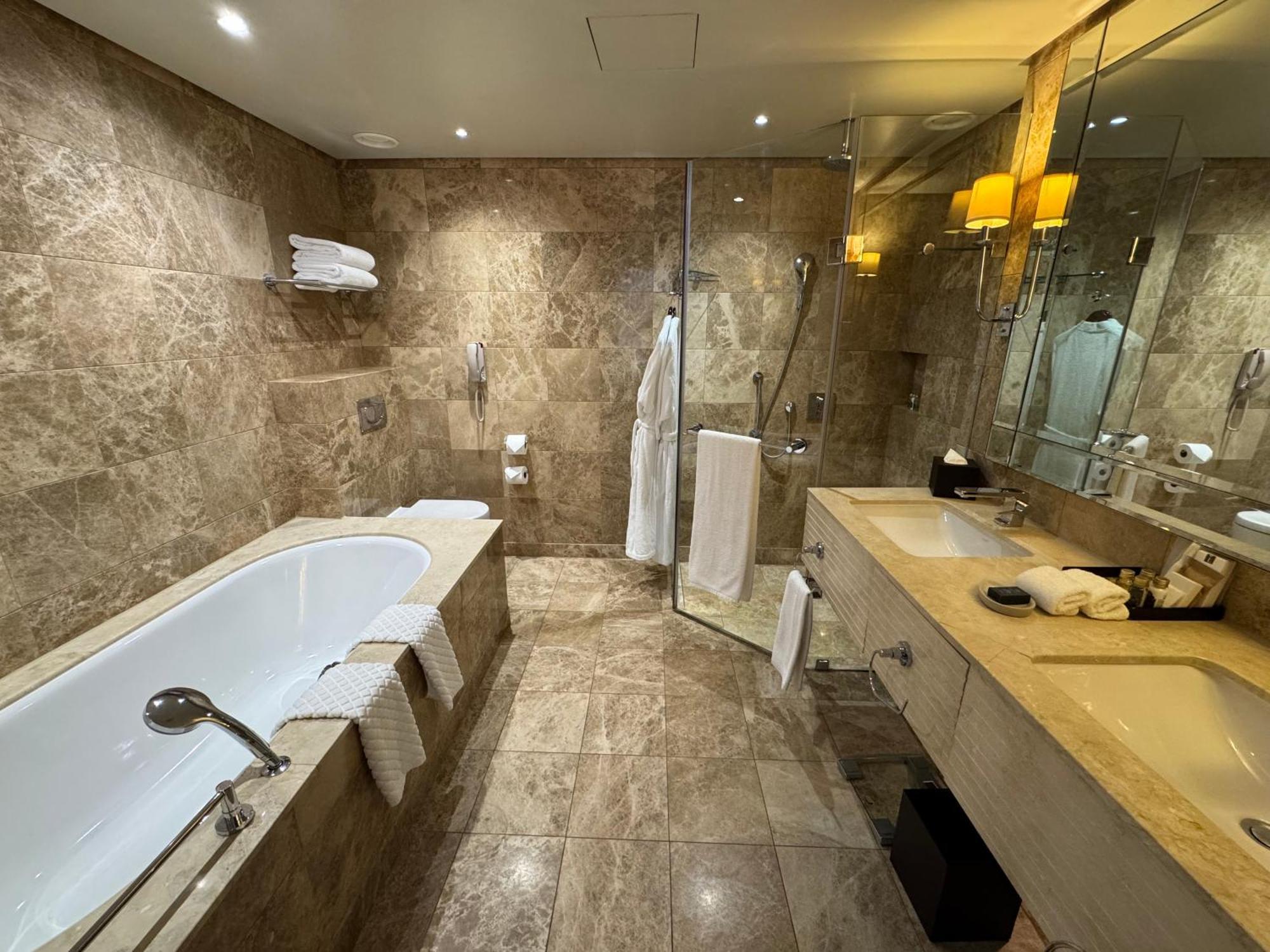 Luxury Residence At Taj Cape Town - Top Corner Apartment With Balcony - Newly Renovated Extérieur photo