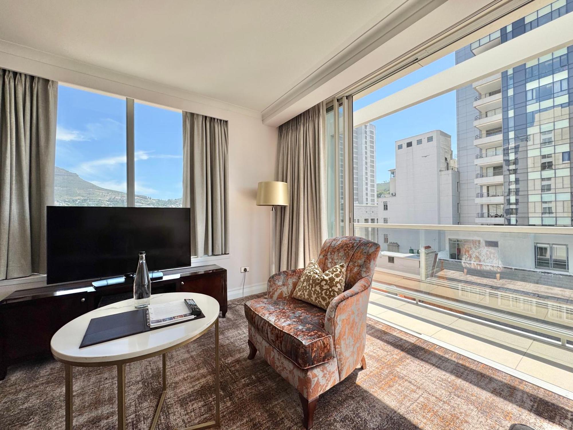 Luxury Residence At Taj Cape Town - Top Corner Apartment With Balcony - Newly Renovated Extérieur photo